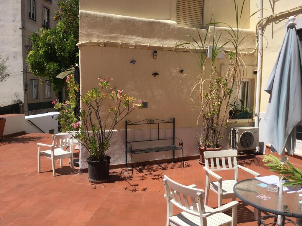 Costa Do Castelo Terrace, Em Rua Dos Lagares 8 Daire Lisboa Dış mekan fotoğraf